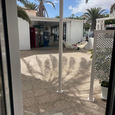 Apartamentos Punta Elena Beach Коралео Екстериор снимка