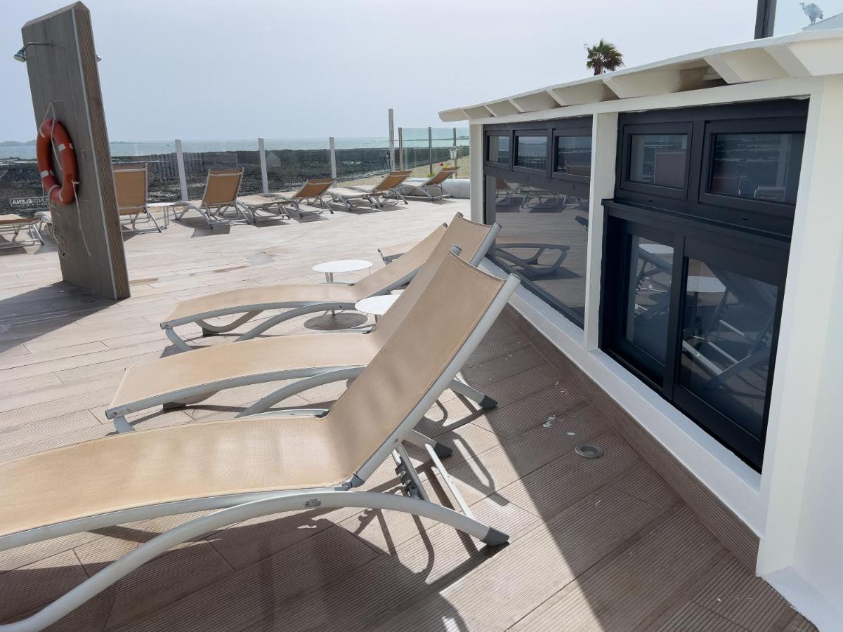 Apartamentos Punta Elena Beach Коралео Екстериор снимка