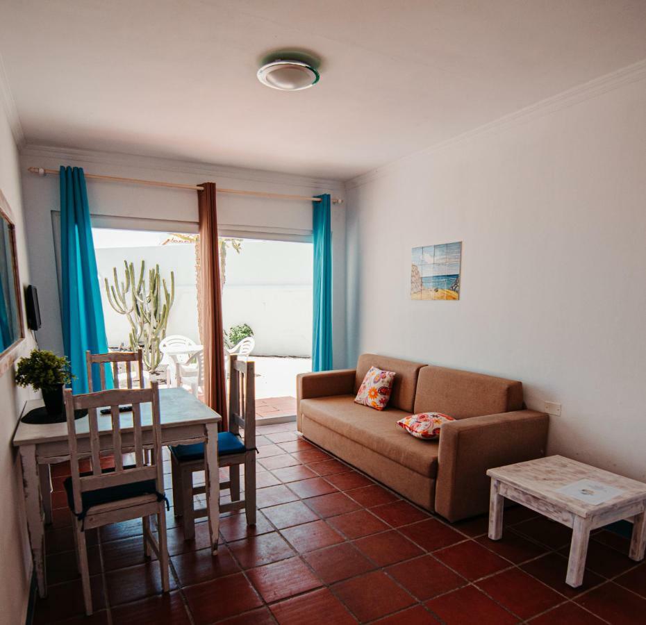 Apartamentos Punta Elena Beach Коралео Екстериор снимка
